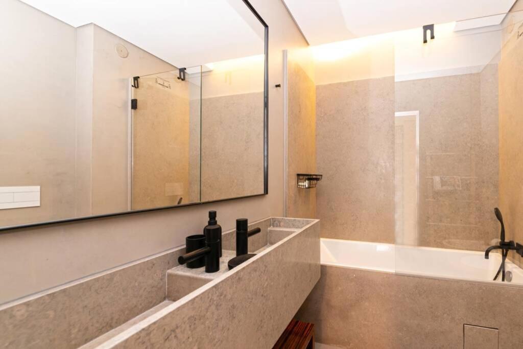 Stylish Apartment By Av. Da Liberdade ลิสบอน ภายนอก รูปภาพ